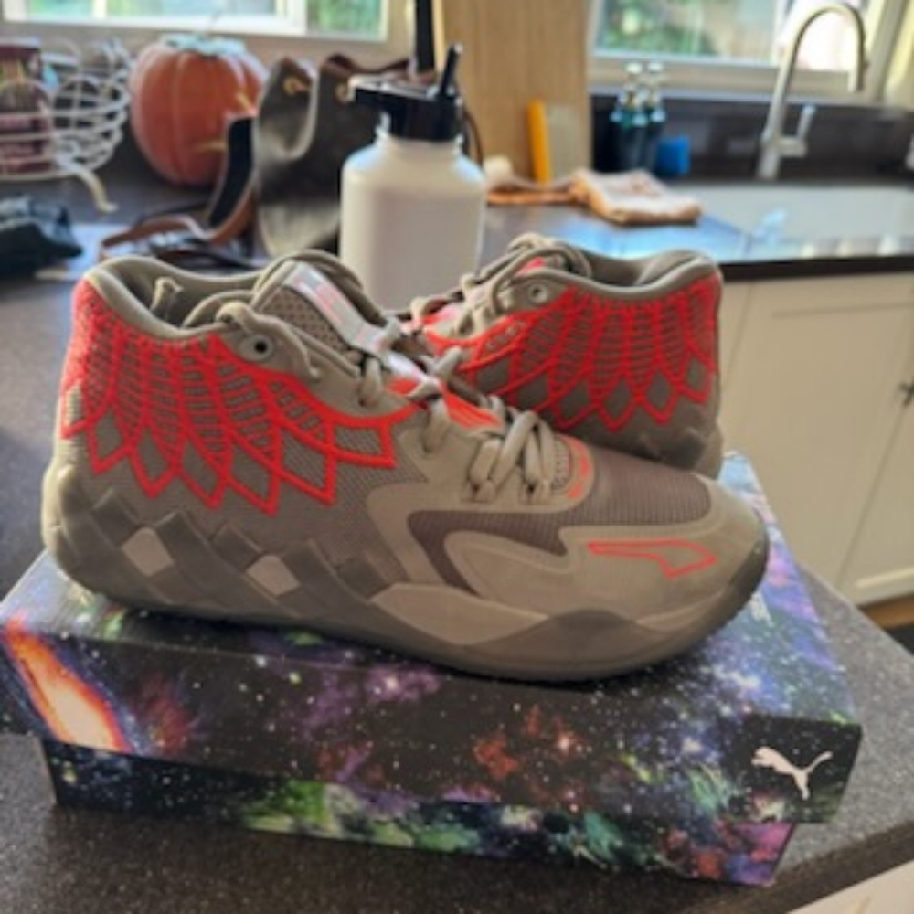 Puma Mello MB.01 size 10.5